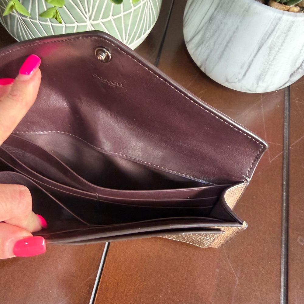 Coach Gold brown leather wallet - Picture 8 of 11